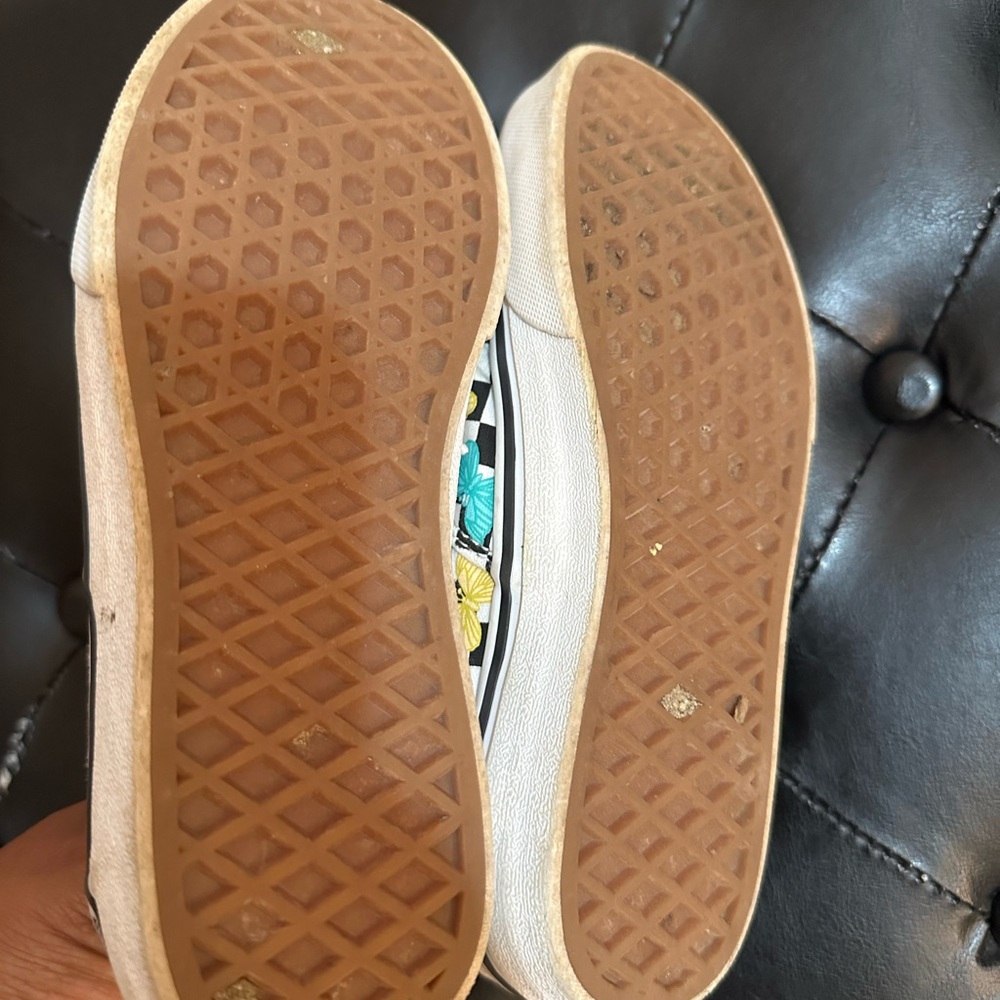 Girl Vans - Size 3 - Picture 6 of 6